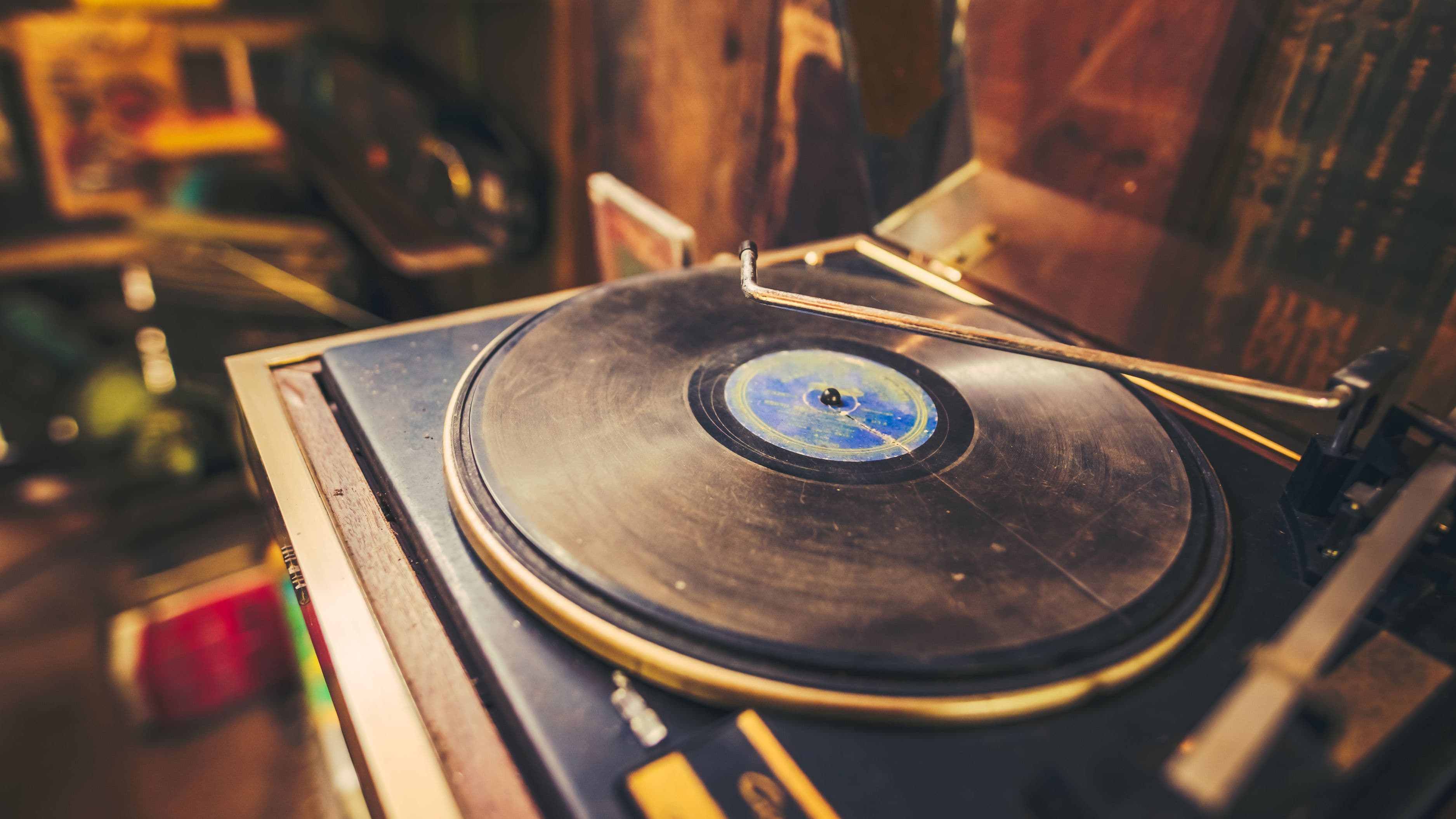 How Vintage Gear Obsession Is Shaping the Sound of Modern Music